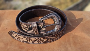 El mejor cinturón de cuero genuino hecho a mano 100% vaquero diseño occidental hebilla de aleación hecha a mano estilo Vintage 28-46 longitud indio - Product Image 4