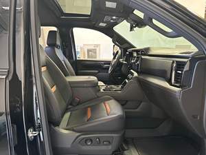 Modelo Popular 2024 G M C Sierra 2500HD AT4 Duramax 6.6L Turbodiésel V8 4WD - Product Image 6