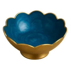 Cuenco Decorativo de Metal con Diseño Floral para Interiores Tradicionales, Diseño Moderno Ecológico, Apto para Lavavajillas - Product Image 4