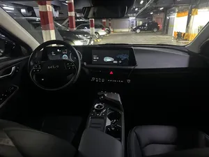 USADO, EV6 2023, Versión Estándar I, Bajo Kilometraje, Automático, Techo Panorámico, Luces LED, Luces Diurnas LED, 6 Asientos, Listo para ENVIAR - Product Image 2