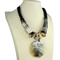Collier en corne de buffle véritable noir et blanc, best-seller, écologique, fait main, taille personnalisable par des artisans indiens, fabriqué en Inde