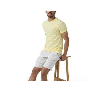 T-shirt homme coupe classique de haute qualité, fabriqué en tissu de coton doux, provenant de fournisseurs mondiaux de confiance - Product Image 3