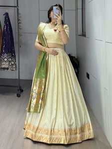 Lehenga Choli en soie Paithani verte pour femmes avec dupatta traditionnel, tenue de fête - Product Image 3