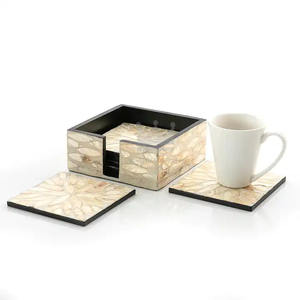 Lot sélectionné de 6 sous-verres en coquillages sous-verres en nacre en gros adaptés aux cadeaux et à la décoration du Ramadan Eid - Product Image 1