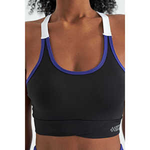 เสื้อครอปบัสติเยร์ผู้หญิงทรงเข้ารูป สายรัดด้านหลังสีดำ ยี่ห้อ Tommylife รุ่น 97254 - สีดำ - Product Image 3