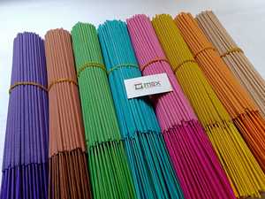 Incienso colorido Agarbatti directo de fábrica al por mayor madera de alta calidad con tapón de cilantro incienso superventas en Vietnam - Product Image 5