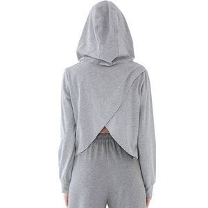 Nouveautés 2025 – Survêtements d'hiver personnalisés en velours de coton pour femmes, avec logo frontal, comprenant un sweat à capuche court et un pantalon – Ensemble 2 pièces pour femme - Product Image 4