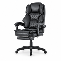 Chaise de bureau exécutive moderne en cuir PVC noir avec repose-pieds escamotable, dossier haut, accoudoirs rembourrés matelassés en losanges, idéale pour l'école