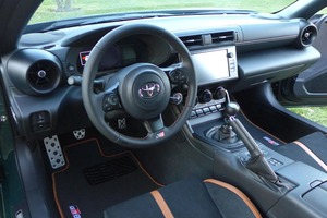 Toyota GR86 Edición Hako-ne 2025 Usado en Buen Estado - Product Image 2