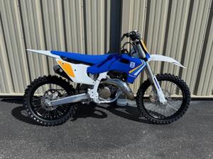 Motocicletas de Motocross TC 125 Heritages 2026 - Product Image 6