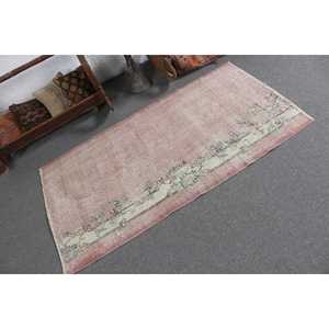 พรมวินเทจสไตล์ตุรกี ขนาด 2.9x5.3 ฟุต ลายทางสีชมพู ทำจากขนสัตว์ - Product Image 2