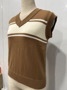 Chaleco de Punto de Invierno con Botones, Diseño Casual con Cuello en V - Product Image 2