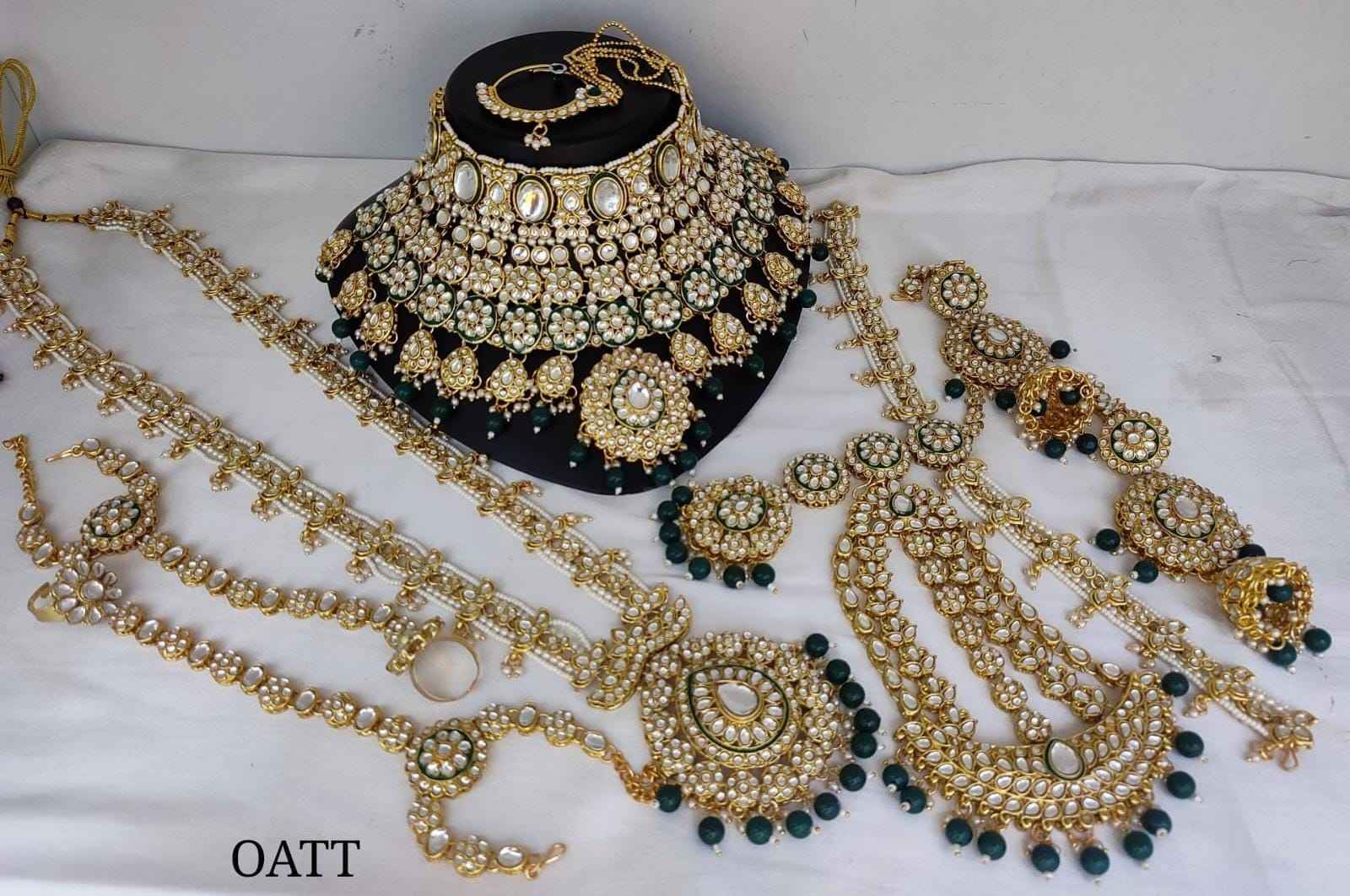 สีเขียว