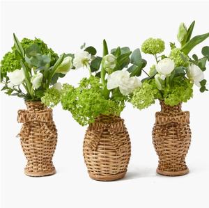 Juego de 3 Jarrones de Ratán Tejidos a Mano, Porta Flores Decorativo de Mimbre Natural con Diseño de Lazo para Decoración del Hogar y Regalos, de Vietnam - Product Image 1