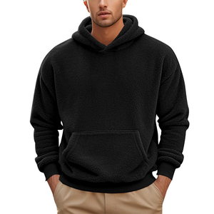 Pull-over à capuche en fourrure personnalisé Tissu doux et brillant Manches longues Slim Fit Couleur noire Respirant Sweat à capuche en fourrure d'hiver pour hommes - Product Image 1