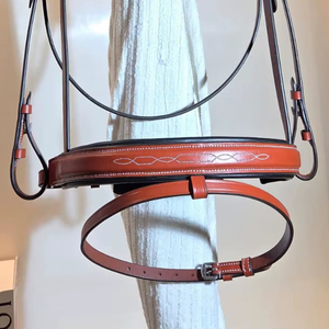 Tambor de verduras de alta calidad ecuestre, brida de salto de caballo de cuero teñido, rienda de goma incluida cosida elegante, logotipo personalizado - Product Image 4
