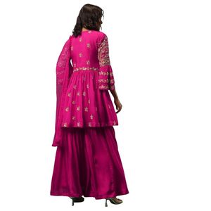 Rani Pink Silk Kurta Sharara Set con bordado Resham y Dupatta para fiesta de recepción de boda traje de fiesta - Product Image 4