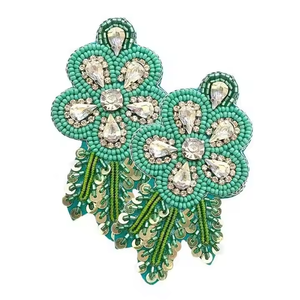 Orangery Flower & Leaf Sequin Seed Beaded Stud Pendientes Estilo clásico unisex de MD Handicrafts para fiestas de boda - Product Image 5