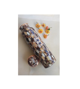 ขวดน้ำทองแดงที่สามารถนำกลับมาใช้ใหม่ได้พร้อมคุณสมบัติต้านจุลชีพตามธรรมชาติเพื่อปรับปรุงการย่อยอาหารและเพิ่มประสบการณ์การให้ความชุ่มชื้น - Product Image 4