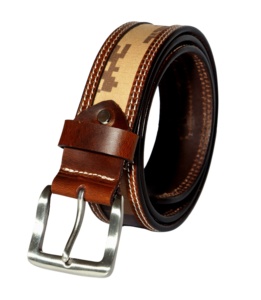 Cinturón de cuero genuino con estribo de cuero de grano con costuras Rojas llamativas Accesorio de acero inoxidable Color negro OEM aceptado - Product Image 4