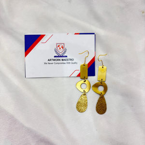 Pendientes ligeros de latón con diseños modernos - artículo de moda elaborado en India - Product Image 2