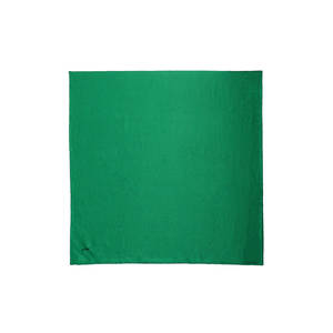 ผ้าพันคอผ้าฝ้ายสีเขียวทรงสี่เหลี่ยม - Product Image 1