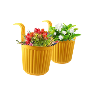 Petit seau en métal galvanisé Vente en gros Jardinière murale en métal pour usage intérieur et jardin multicolore avec poignée - Product Image 5