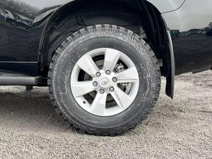 (NUEVA OFERTA PARA 2023) Prado TXL 4x4 SUV (USADO) - Product Image 2