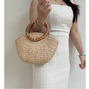 Bolso de Hombro Elegante para Mujer, Estilo Vintage, con Flores Abiertas, Hecho a Mano, Diseño Moderno de Jacinto de Agua - Product Image 5