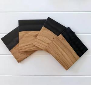 Posavasos Cuadrados de Lujo de Madera de Nogal H.M.A Handicrafts con Diseño de Cristal de Amor, Ecológicos y Antideslizantes para Hogares Elegantes - Product Image 2