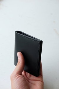 Monedero corto de cuero genuino hecho a mano con cierre abierto estilo clásico Vintage para hombre al por mayor con función antirrobo tarjetero - Product Image 2