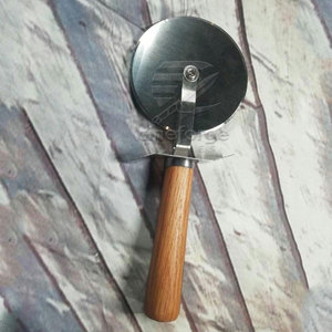 Cortador de Pizza de Diseño Único Hecho a Medida, Cortador de Pizza de Color Sólido con Cuchilla Afilada, Cortador de Pizza con MOQ Bajo - Product Image 4
