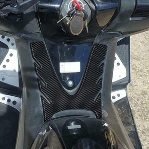 Adesivo Protettivo 3D Personalizzato per Serbatoio Yamaha TMAX 2008-11, Logo Decalcomania per Scooter - Product Image 1
