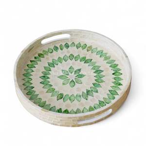 ถาดเสิร์ฟทำมือจากเปลือกหอยมุกเวียดนาม ตกแต่งด้วยงานฝังเปลือกหอย เป็นมิตรกับสิ่งแวดล้อม เหมาะสำหรับใช้บนโต๊ะอาหารในครัว - Product Image 3