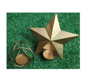 Bougeoir décoratif en métal au design antique pour la décoration intérieure ambiance de salon avec un style unique et élégant - Product Image 1