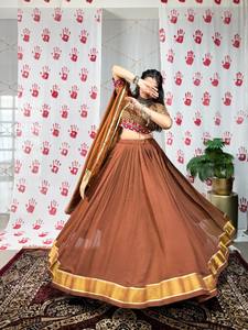 Nuevo y hermoso diseñador Premium Pure Chanderi Zari tejido trabajo con Gotta Patti Lace Touch Up Lehenga Choli - Product Image 4