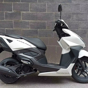 Ventes Flash de Saison NS125RX 2025 – Livraison Mi/Début de Novembre - Product Image 1