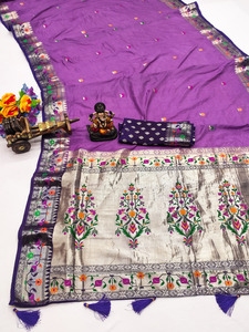 Sarees en soie douce Paithani de qualité de luxe tissés avec tous les motifs de buttas et concept de contraste pour les tenues de fête indiennes pakistanaises - Product Image 3