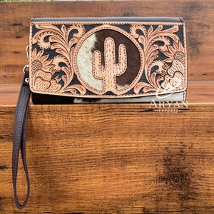 2025 meilleure vente portefeuille en cuir de vachette véritable de qualité supérieure Style occidental en cuir repoussé à la main pour la conception florale et cactus des femmes - Product Image 1