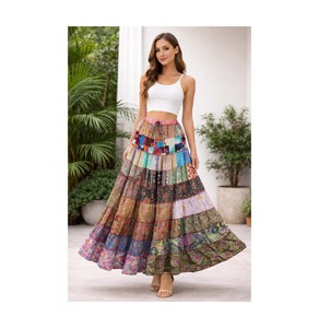 Falda de seda estilo bohemio para mujer, hasta el tobillo, con diseño de patchwork y pliegues multicapa, tela de seda tipo sari transpirable, talla única - Product Image 2