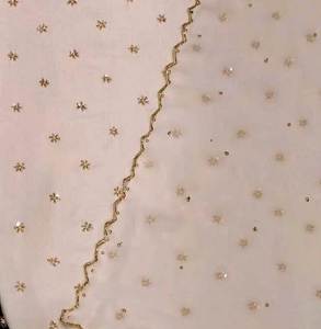 Designer moderne non cousu brodé à la main beaux costumes haut de gamme pour les femmes fêtes de style traditionnel indien Fashion-Forward - Product Image 2