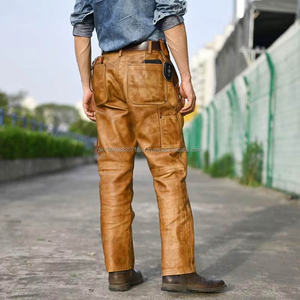 Pantalon de charpentier pour homme en cuir de vachette pleine fleur, style western vintage, avec couleurs vieillies, coupe ample, double genou renforcé et grammage lourd - Product Image 5