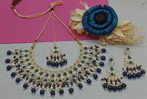 Nuevo diseño chapado en oro tradicional gota perla y Kundan tachonado pendiente Mangtika gargantilla collar conjunto y conjunto de joyería para mujer - Product Image 2