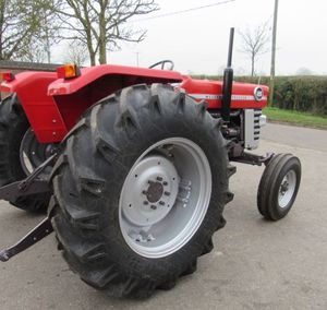 Tractor agrícola Massey Ferguson usado 4x4 90HP con caja de cambios y bomba-El mejor precio cerca de mí - Product Image 5