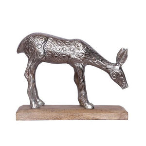 Base en bois finition argent cerf en aluminium fait main Table de Noël Cadeaux décoratifs Métal Cerf Chambre Table décorative - Product Image 2