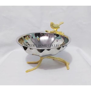 Elegantes cuencos de metal pulido de hierro negro con textura martillada perfectos para cenas y eventos de lujo - Product Image 6