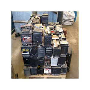 Déchets de batterie au plomb-acide drainée de haute qualité, vente en gros de déchets de batterie de voiture d'occasion, excellent pour l'utilisation de la voiture - Product Image 6