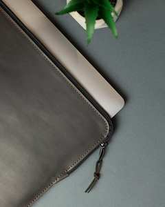 Housse de protection pour ordinateur portable et organiseur de dossiers en cuir véritable professionnel avec couleur et marque personnalisées LLS-0007B - Product Image 6