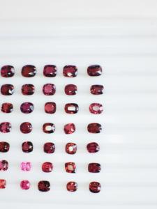 Mélange de spinelle rouge de Birmanie naturelle en forme de lustre AAA de qualité AAA avec une belle couleur et une coupe parfaite pour la fabrication de bijoux - Product Image 6