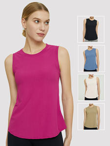 Camiseta Deportiva Informal para Mujer con Cuello Redondo, Diseño Acanalado Suave, Transpirable, Ecológica, con Logotipo Frontal - Product Image 2